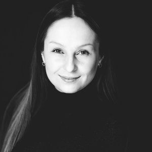 Meet your Posher, Yana